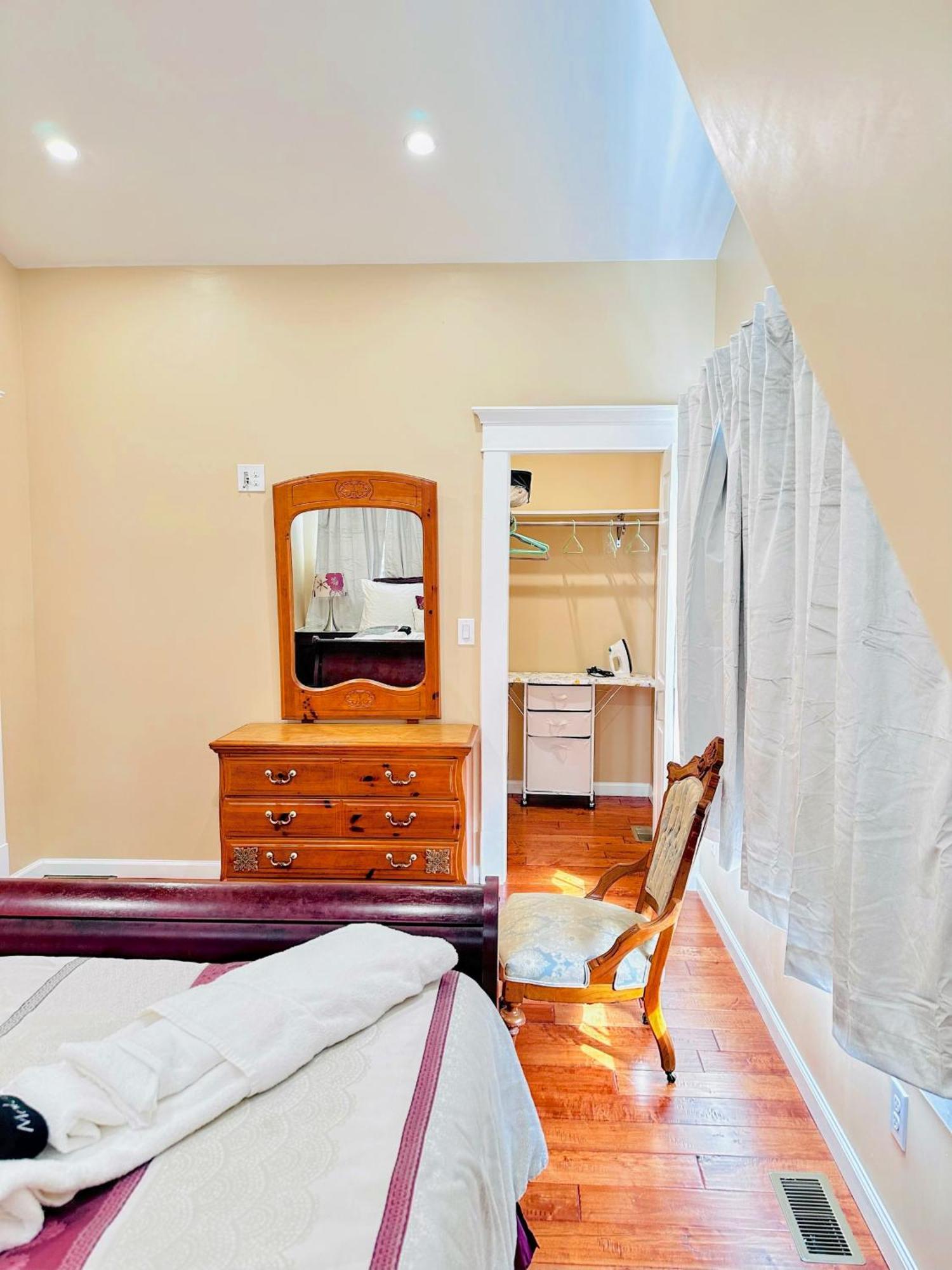 Delightful Dwelling Apartment Buffalo Bagian luar foto